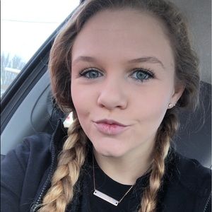 Meet your Posher, Paige